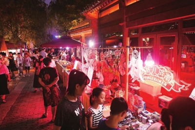 消费形式多种多样 效益正在逐步增加 济南“夜文化”初长成