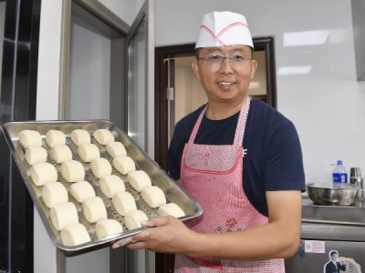 成为中华志愿者，争做中国优秀传统文化的记录者和传播者