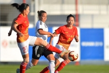 运会中国女足两连胜 提前小组出线