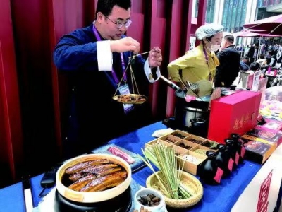 济南把子肉香溢进博会 山东团收获满满