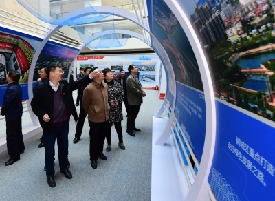 泉城变化大 图片故事多！济南70年城建成就展开展