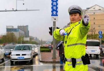 @济南驾驶人！驾照可加6分，济南交警10项新举措优化营商环境