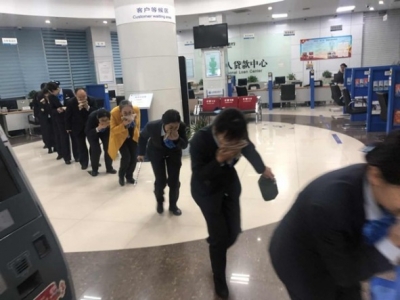 建行各支行积极组织开展消防演练提升全员安全运营能力