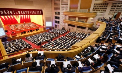 山东省十三届人大三次会议举行第二次全体会议