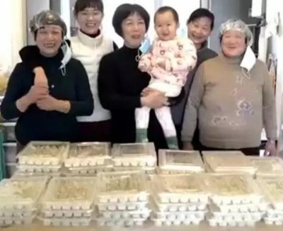 泪奔！济南这家人花8小时给消防员包1000个水饺过小年