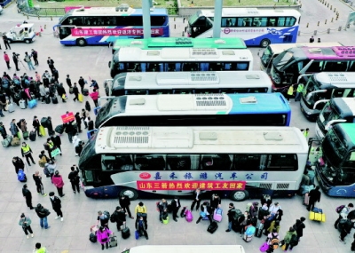 55小时跑了3200公里 山东首趟建筑外来务工返岗复工专列“回家” 