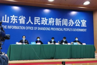 截止目前，山东各类口罩日产能接近3000万只，日产量2000万只以上