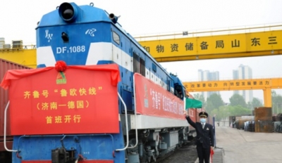 首班齐鲁号“鲁欧快线”济南发车 载1120万防疫物资开往德国