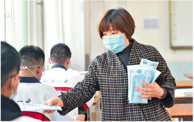 严密防控下，山东毕业年级学生们返校啦