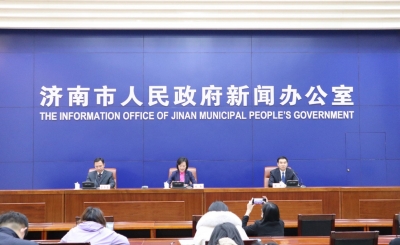 2020年全年济南市生产总值为10140.91亿元，同比增长4.9%