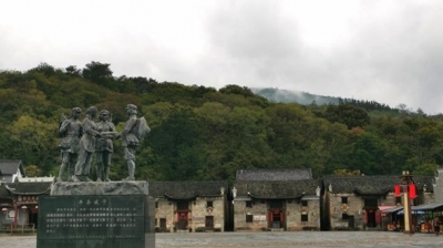 ​湖南沙洲：长征路上半条被 如今更暖后来人