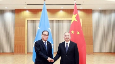 密克罗尼西亚联邦总统韦斯利·西米纳率团访问山东