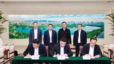 中科曙光济南基地三方共建合作协议签署 刘强于海田会见中科曙光客人并见证签约