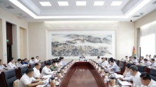市委常委会召开会议 研究深化学习教育、城市更新等事项