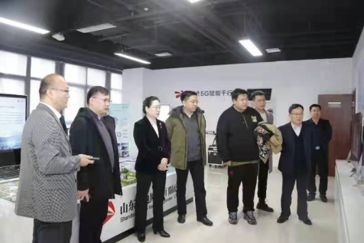 重慶廣電網絡領導到公司參觀交流