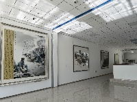 山东画院画室外的美术长廊