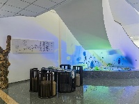 展馆旁的休闲空间“荷塘月色”