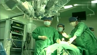 国内首例机器人胸腔镜食道闭锁手术在汉完成