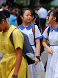 单日新增过百例，香港幼儿园及中小学周三起停课