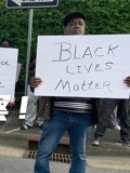 抗议又起！弗洛伊德案刚宣判，40岁黑人男子被警察枪杀