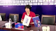 【采访】中国女排vs保加利亚赛后发布会 郎平极简回答引全场爆笑