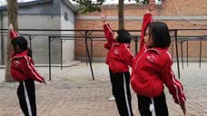 六岁的娃娃在武术课上表现如何？看完视频您一定会拍手叫好！