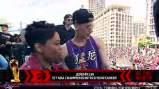 林书豪身穿中文版麦蒂球衣接受采访 达成了进NBA设立的所有目标