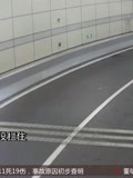 江苏扬州:血淋淋的教训!醉驾男骑摩托强闯隧道撞墙身亡
