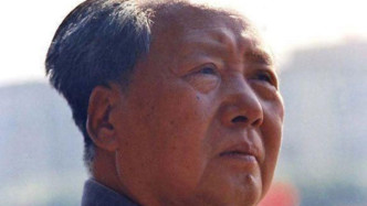毛泽东临终时穿的中山装，陪伴他走完生命最后一程