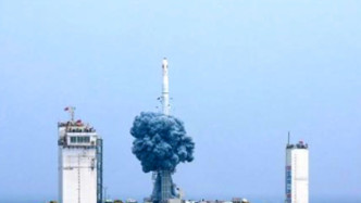 多角度画面：中国航天完成首次海上发射 长征十一号