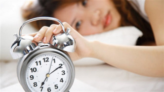 每天睡8个小时和5个小时有啥区别？对比世界顶级CEO可算知道了