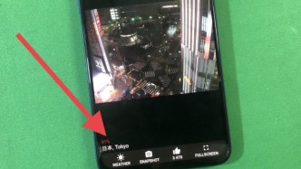 从手机这里，能连到全球的摄像头，日本的街道、行人都看得见