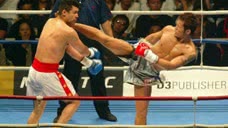 这是我见过最能作的日本拳手，上台就是演，看一眼就想打他！