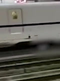 男子在苏州站跳入高铁轨道 被列车碾过身亡 列车晚点1小时