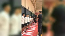 中国篮协首批“菁英计划”小球员即将赴美，姚明临行寄语