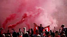 欧冠之夜即将到来！马德里“红军球迷”人山人海！