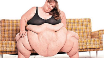 全球最胖女人，体重1吨快跟大象一样重，竟还在增肥