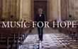 歌唱家波切利在米兰大教堂独唱，全球千万人观看